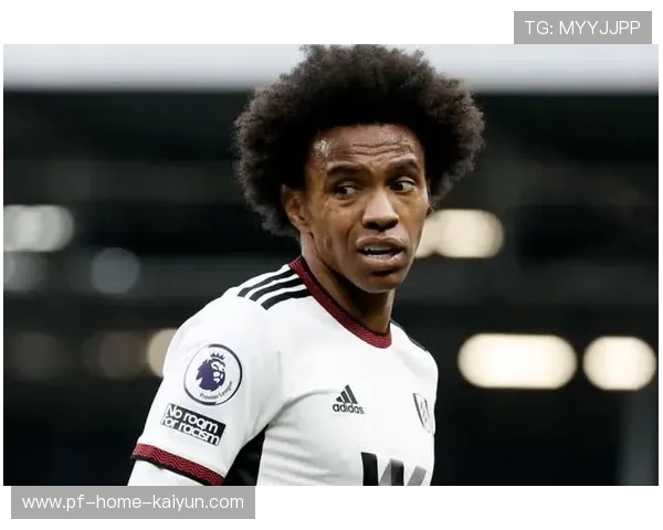 富勒姆威廉的前场小范围配合行云流水